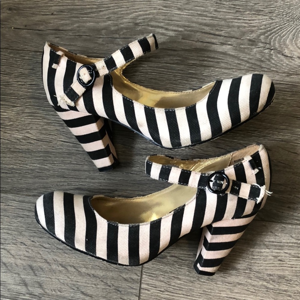 POETIC LICENSE HEELS